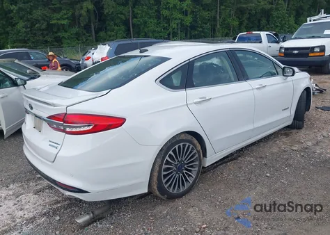 2018 Ford Fusion Hybrid Titanium z USA, uszkodzony, nr VIN 3FA6P0RU9JR206923